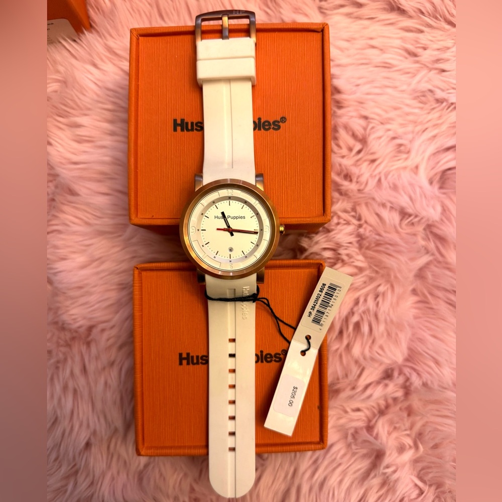 NIB HUSH PUPPIES SILICONE STRAP WATCH - Picture 4 of 11